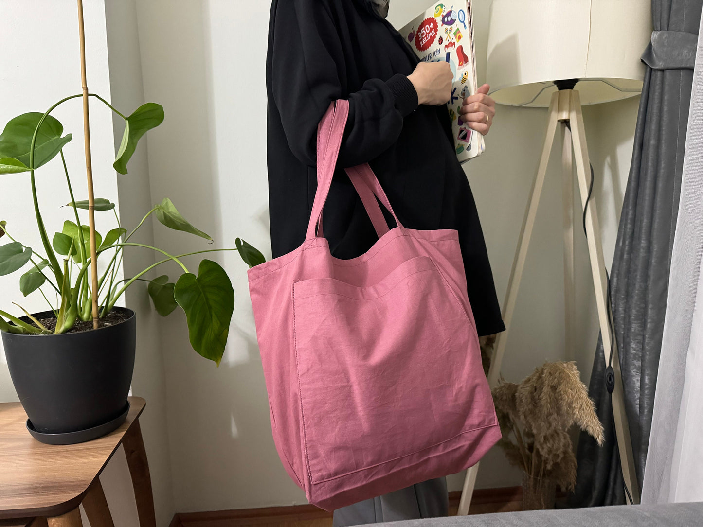 Large Canvas Tote Bag with Pockets: Easy Sewing Pattern (PDF)
