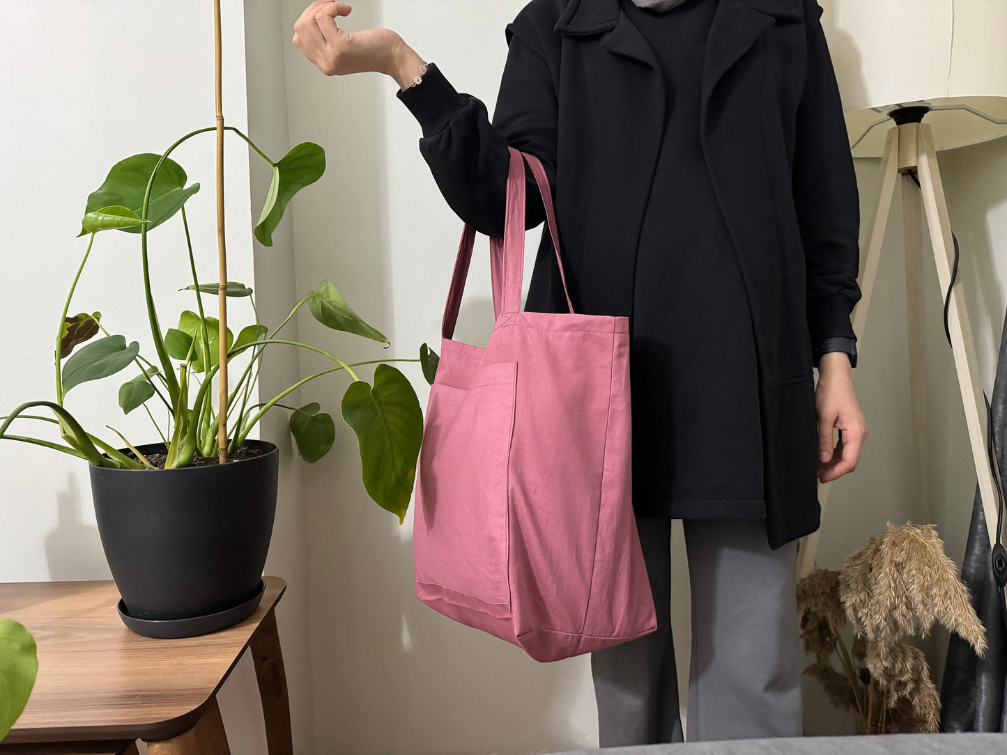 Large Canvas Tote Bag with Pockets: Easy Sewing Pattern (PDF)